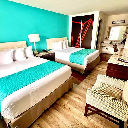 Howard Johnson By Wyndham Downtown Ріно Екстер'єр фото